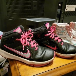 Girls nike